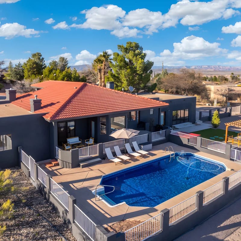 Cottonwood Oasis: Luxe 5BR Home w/ Pool & Hot Tub